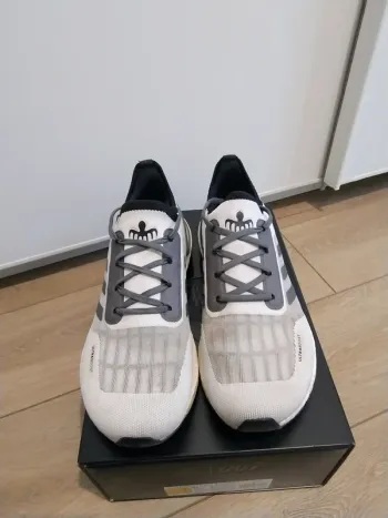Used Adidas Ultraboost James Bond edition bike