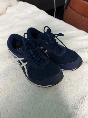 Used Asics bleues bike