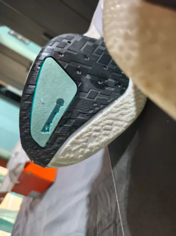 Used Adidas Adizero Boston 13 bike — image 12 of 12