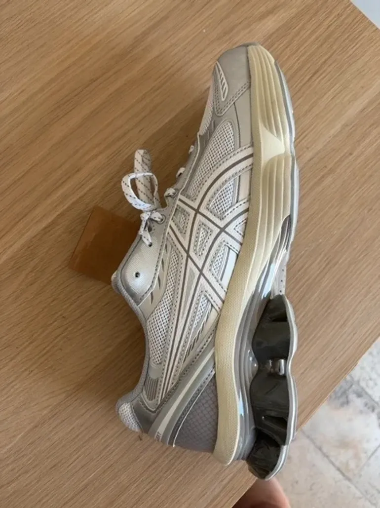 Used Asics Running Shoes - Grey bike — image 8 of 9
