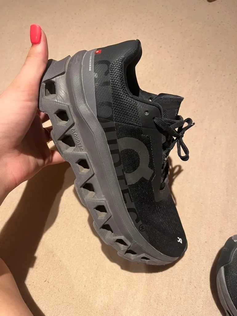 Gebrauchtes On Running Cloud bike — Bild 2 von 3