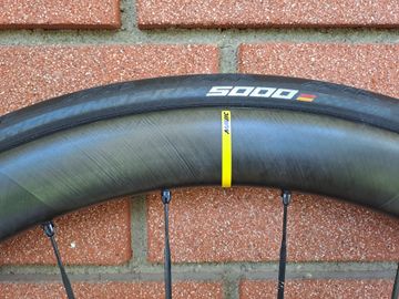 Brugt Mavic Cosmic SLR 45 Wheelset 2023 bike — billede 4 af 6