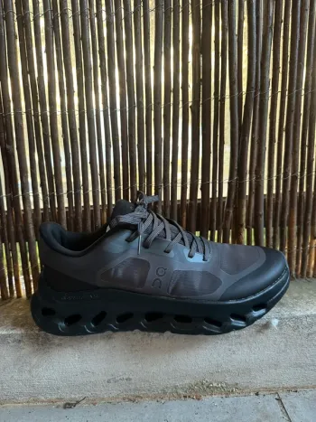 Used On Running ON Sneakers Brown Black bike