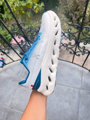 Gebrauchtes On Running Shoes bike — Bild 3 von 4