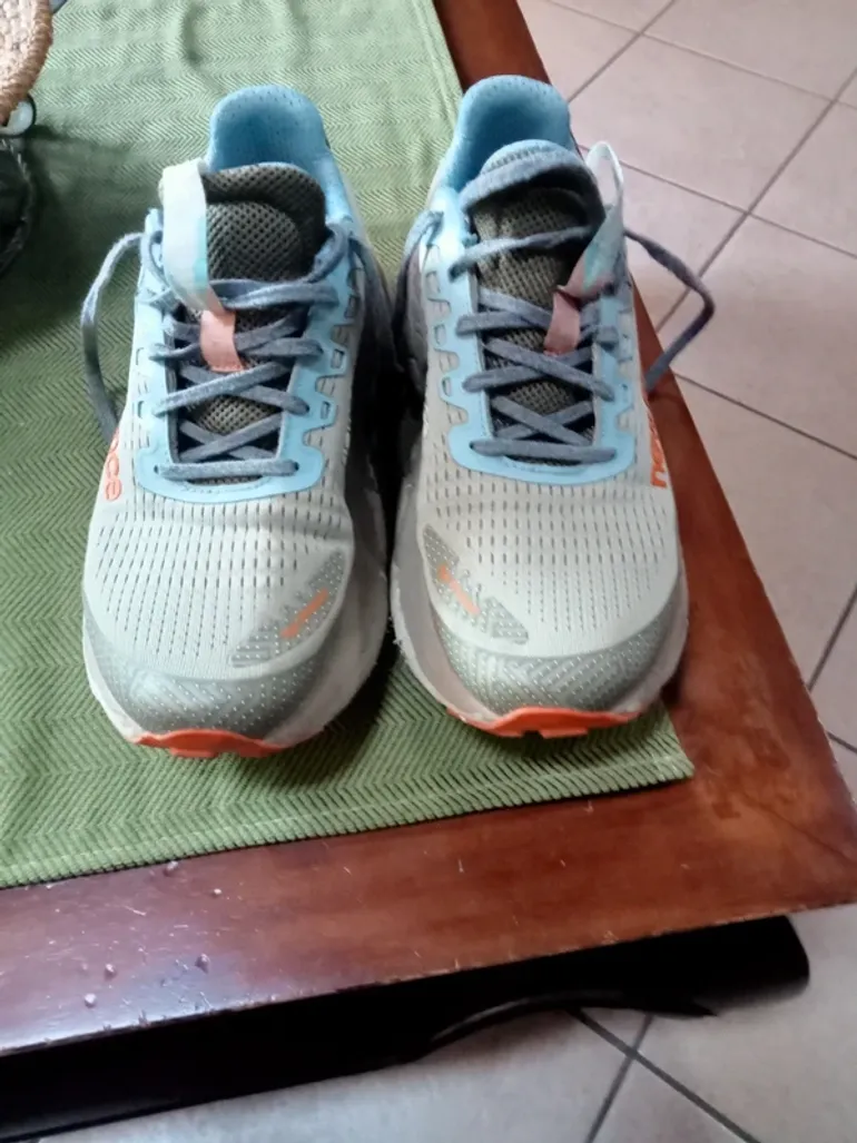 Used New Balance Fresh Foam MTMORUG3 bike — image 8 of 8