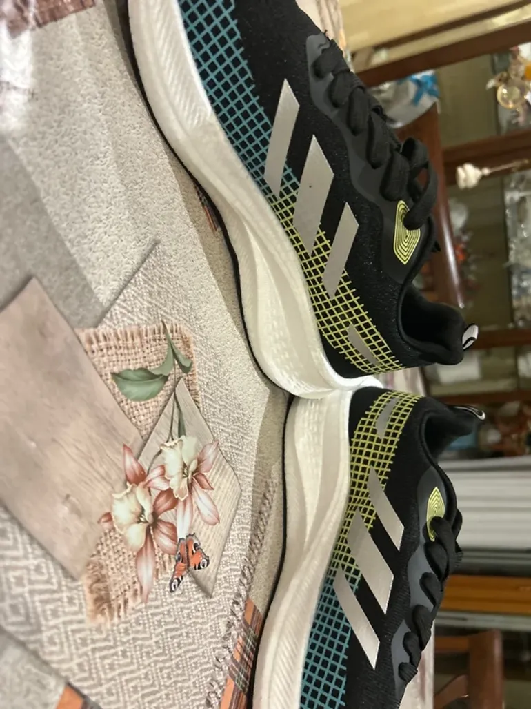 Used Adidas Running Shoes bike — image 3 of 8