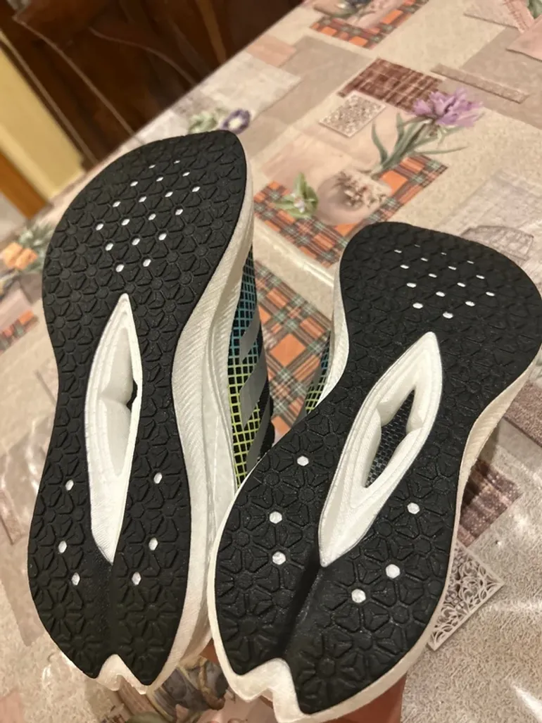 Used Adidas Running Shoes bike — image 8 of 8