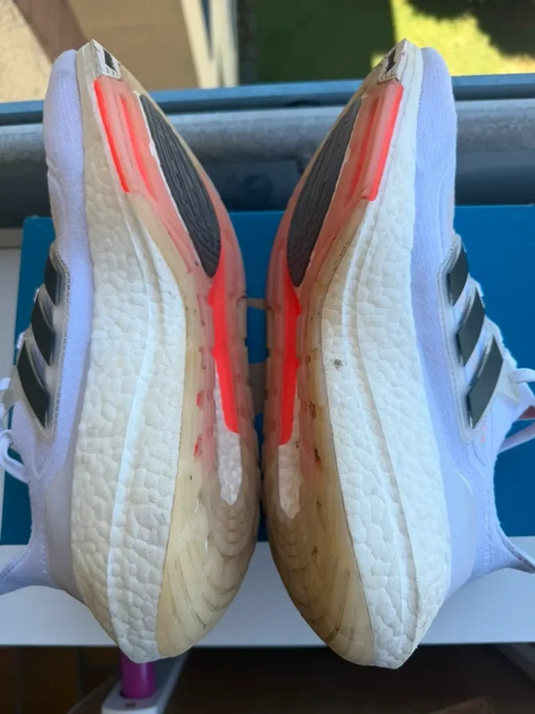 Brugt Adidas Ultraboost Light bike — billede 4 af 11