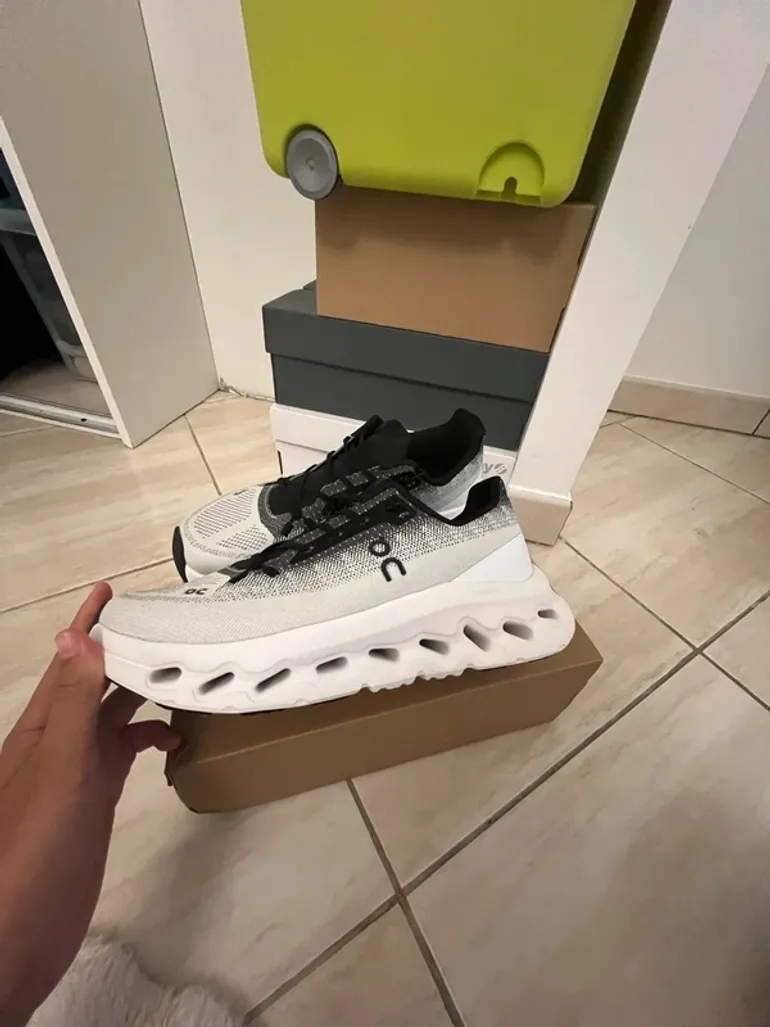 Used On Running Shoes bike — image 3 of 8
