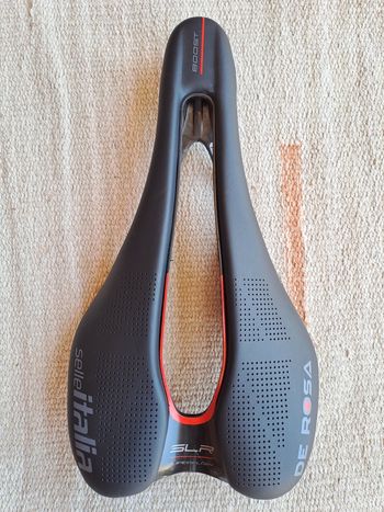 Käytetty Selle Italia SLR Superflow Boost Kit Carbonio S 2024 bike