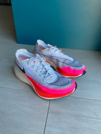 Used Nike Vaporfly Next% 2 bike — image 2 of 8