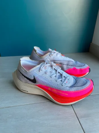 Brugt Nike Vaporfly Next% 2 bike