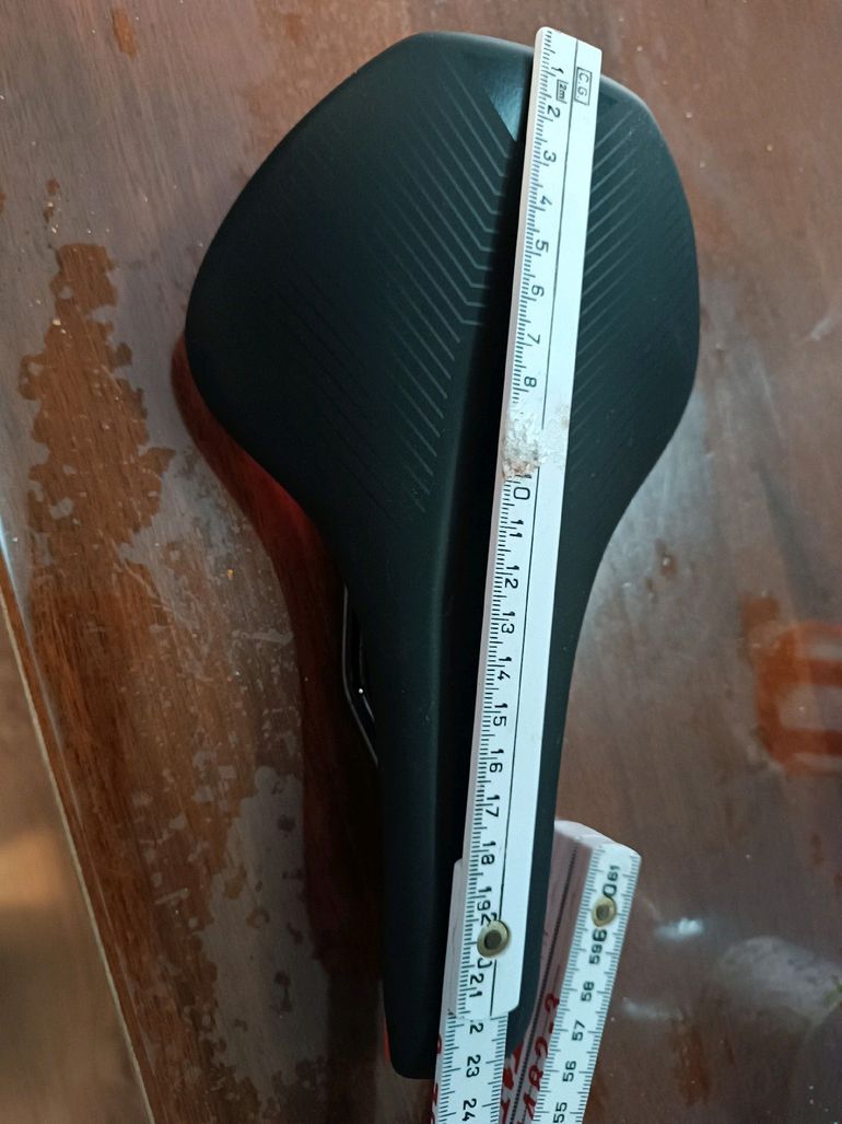 Used Nuance MTB Saddle 2021 bike — image 6 of 7
