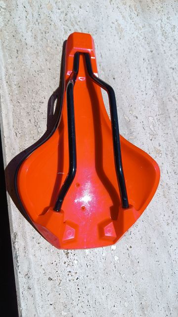 Used Nuance MTB Saddle 2021 bike — image 4 of 7
