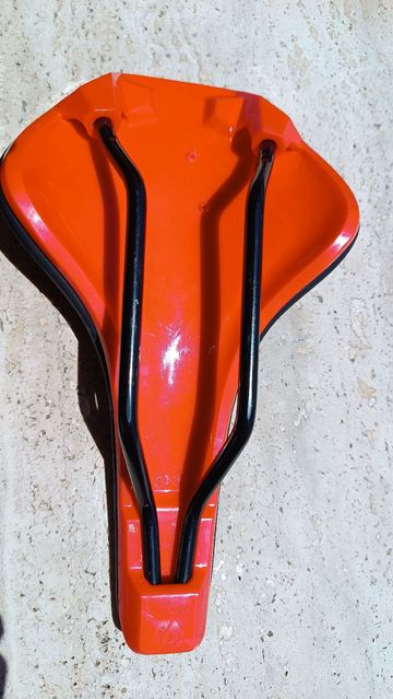 Used Nuance MTB Saddle 2021 bike — image 3 of 7