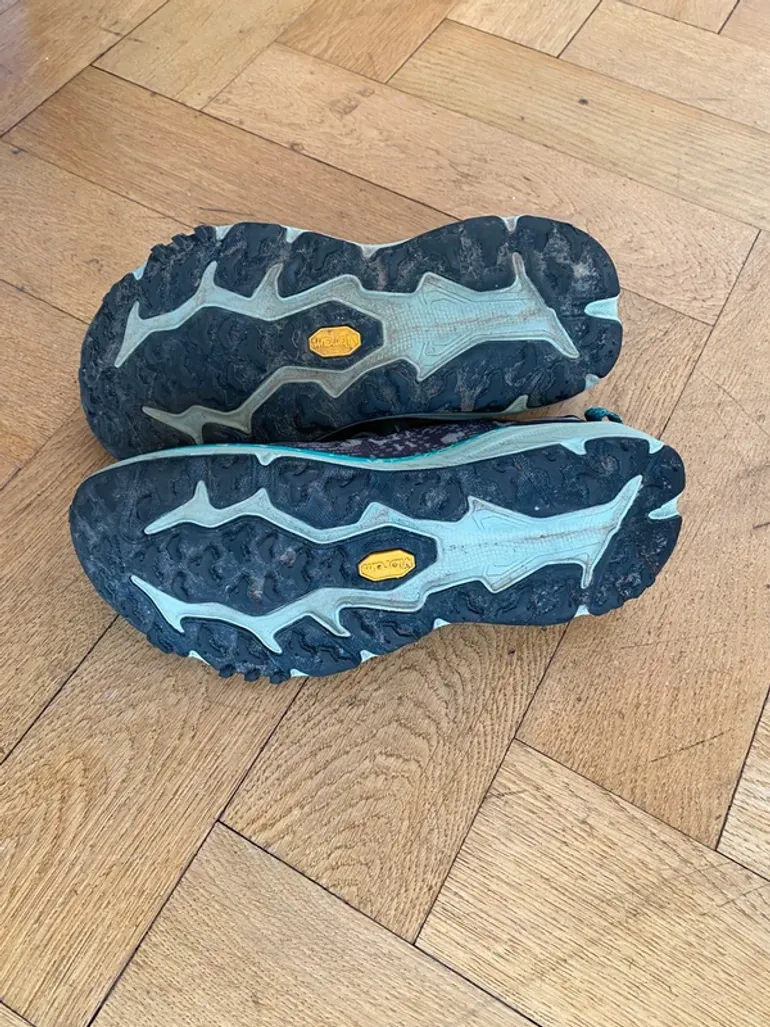 Used Hoka Speedgoat 6 bike — image 4 of 5
