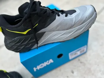Used Hoka Speedgoat 7 bike — image 9 of 14