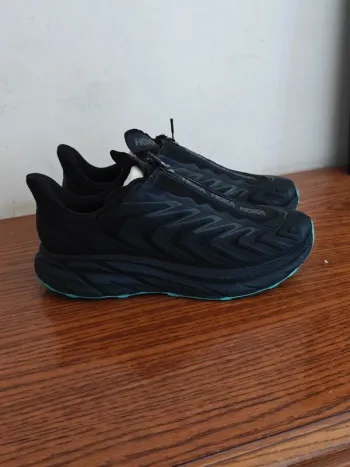 Hoka Project Clifton bike d'occasion