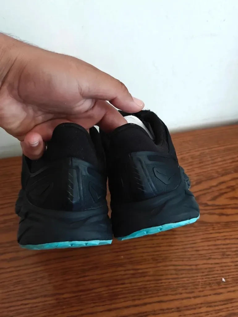 Tweedehands Hoka Project Clifton bike — afbeelding 2 van 15