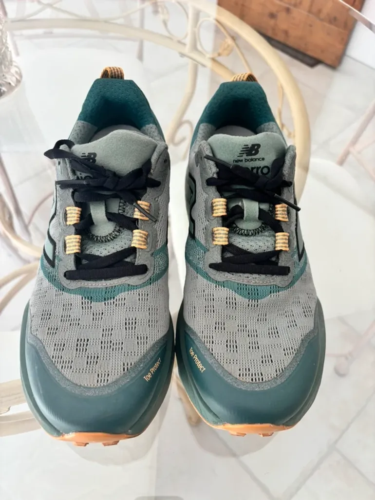Used New Balance Fresh Foam X Hierro v9 bike — image 2 of 6