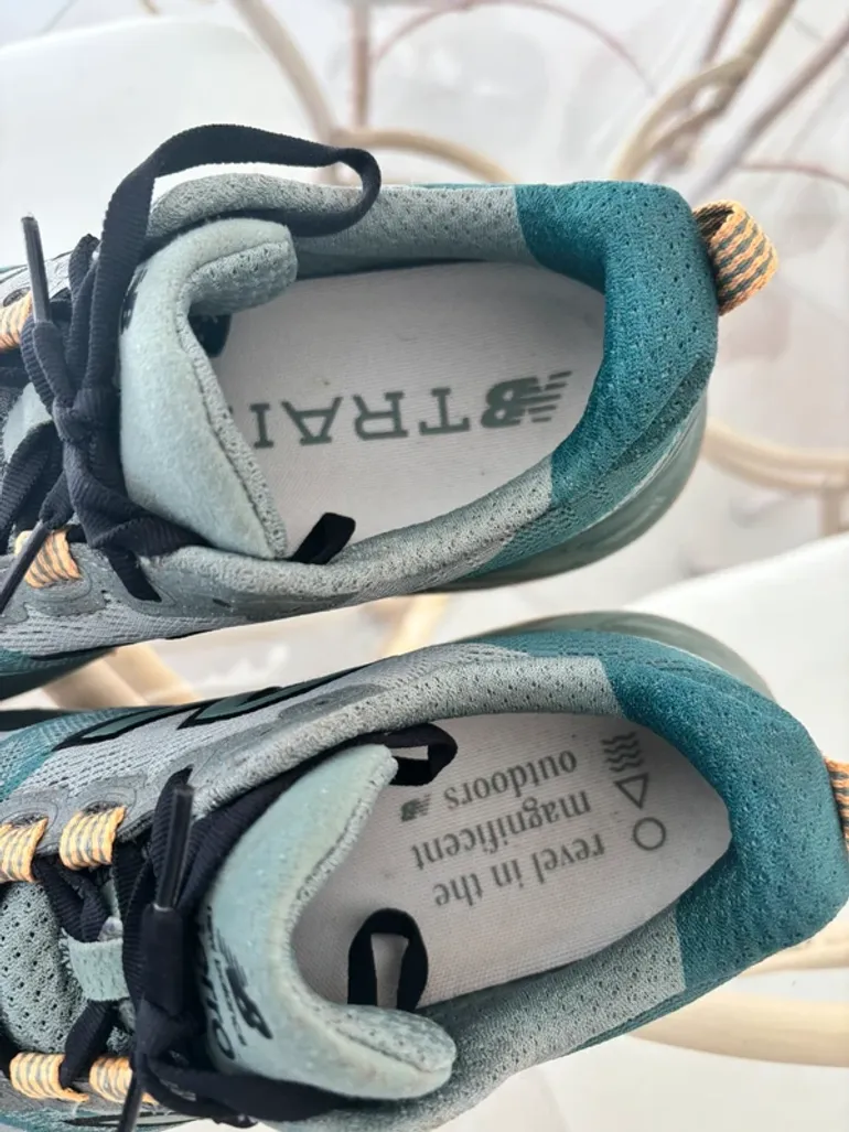 Used New Balance Fresh Foam X Hierro v9 bike — image 4 of 6