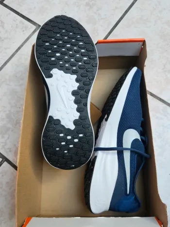 Použité Nike Running Shoes bike — obrázek 2 z 10