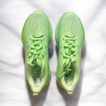 Tweedehands Asics Novablast 5 bike — afbeelding 2 van 3