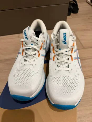 Käytetty Asics Gel Cumulus 28 bike — kuva 7 / 15