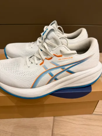 Käytetty Asics Gel Cumulus 28 bike — kuva 9 / 15