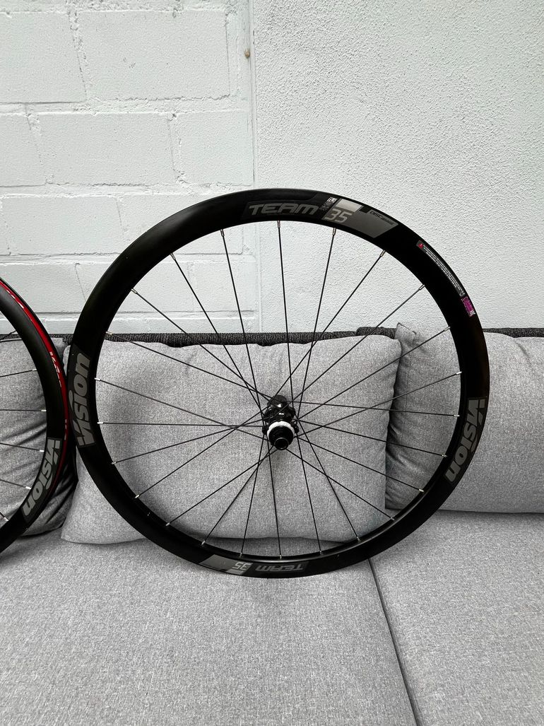 Brugt Vision Team 35 Wheelset bike — billede 2 af 7