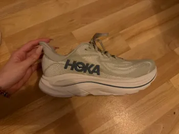 Used Hoka Clifton 10 bike — image 4 of 9