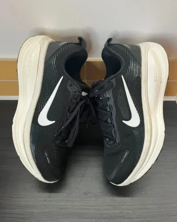 Used Nike Vomero 18 bike — image 3 of 3
