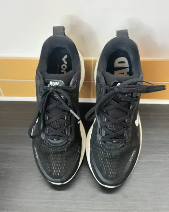 Used Nike Vomero 18 bike — image 2 of 3
