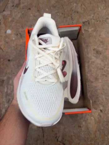 Nike Vomero 18 bike d'occasion — image 3 sur 9