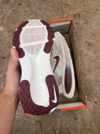 Nike Vomero 18 bike d'occasion — image 5 sur 9