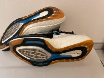 Gebrauchtes Adidas Ultra Boost Parley bike — Bild 4 von 6