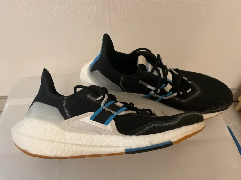 Gebrauchtes Adidas Ultra Boost Parley bike — Bild 3 von 6