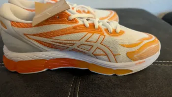 Tweedehands Asics Sport Schuhe bike — afbeelding 5 van 8