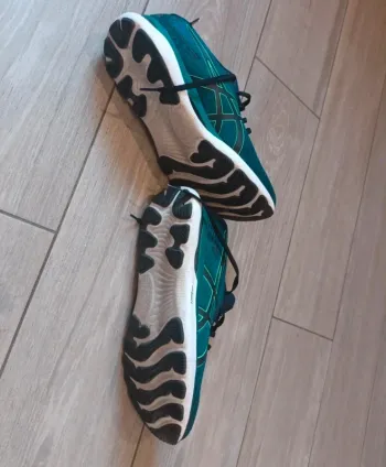 Hyper Gel Nimbus bike usato — immagine 4 di 4