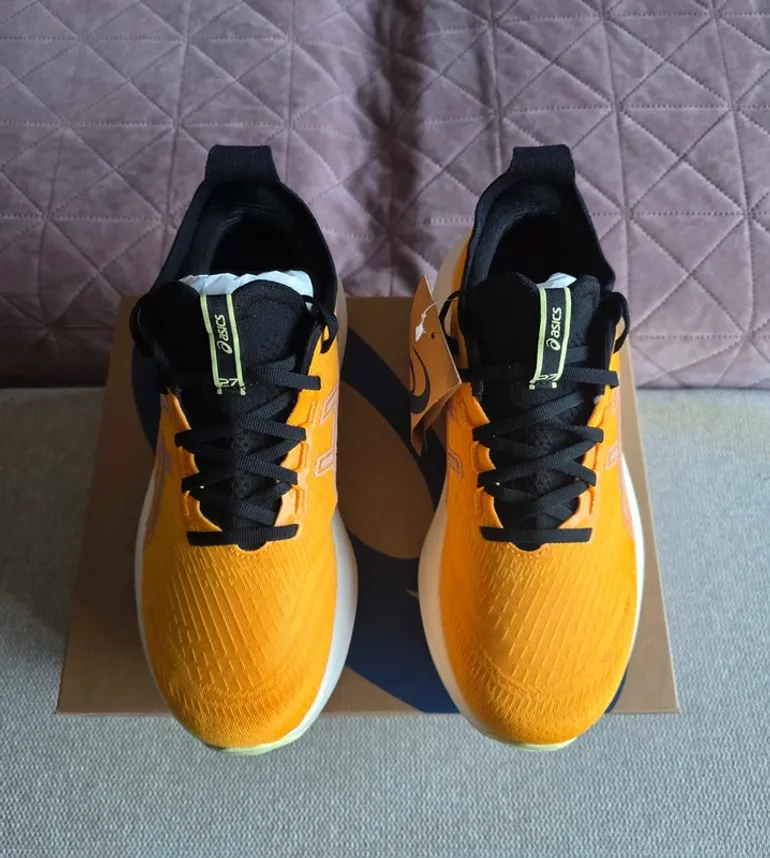 Used Asics sneakers bike — image 4 of 15