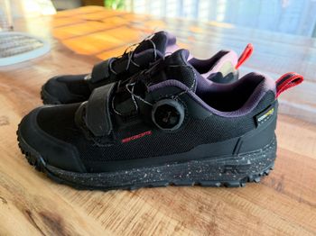 Used Ride Concepts Shoes 2025 bike