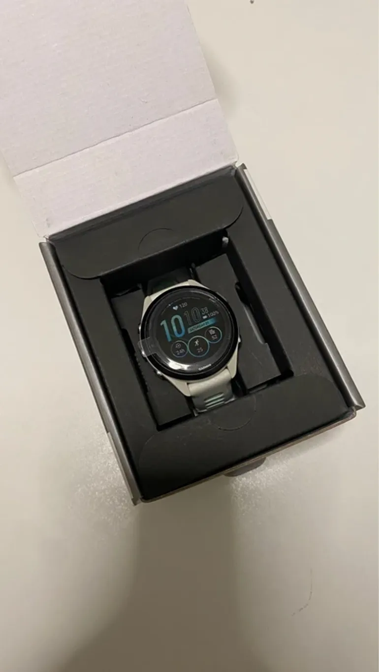 Garmin Forerunner 265s bike d'occasion — image 4 sur 4