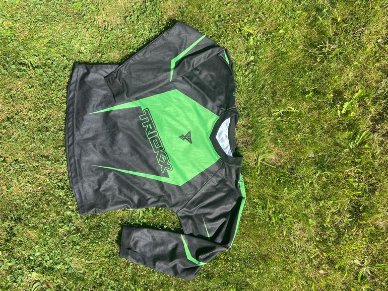 Used Other Maillot Tricks junior bike — image 2 of 2