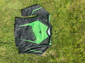 Used Other Maillot Tricks junior bike — image 1 of 2