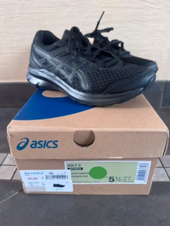 Used Asics Jolt 3 bike