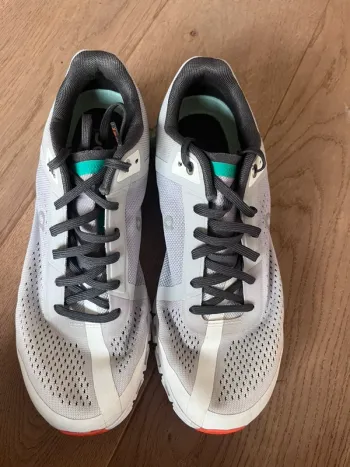 Used On Running Cloudflow Glacier bike — image 2 of 4
