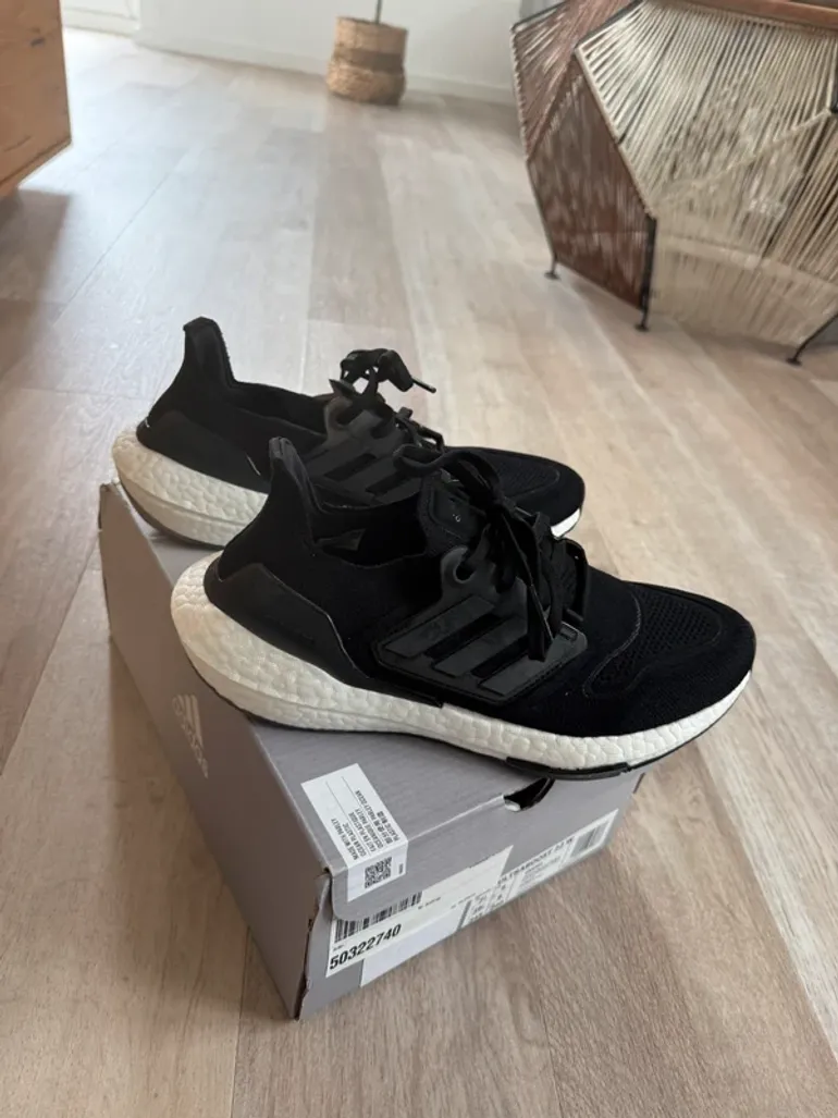 Gebrauchtes Adidas Ultraboost bike — Bild 2 von 5