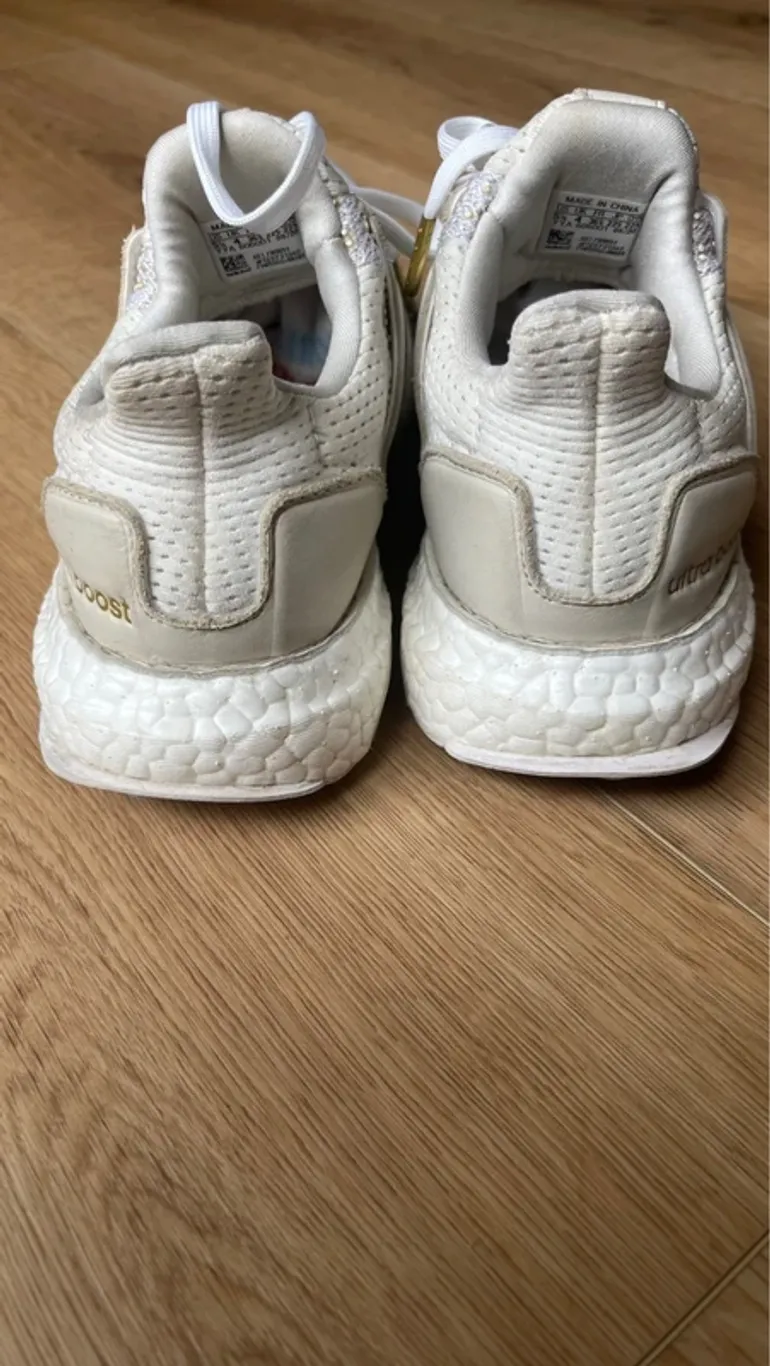 Used Adidas Ultra Boost bike — image 3 of 6
