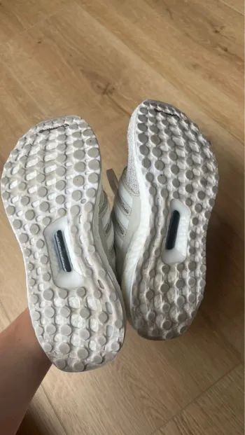 Used Adidas Ultra Boost bike — image 4 of 6