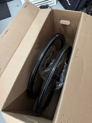Fulcrum Wind DB 42 Wheelset 2025 bike usato — immagine 7 di 10